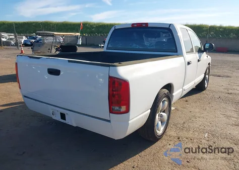 2004 Dodge Ram 1500 Slt/Laramie z USA, uszkodzony, nr VIN 1D7HA18D34J135458